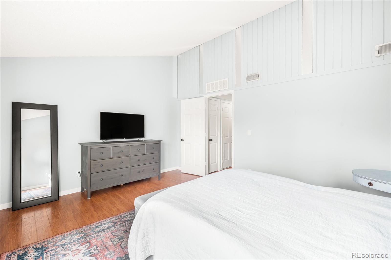 MLS Image #15 for 1762 s trenton street,denver, Colorado