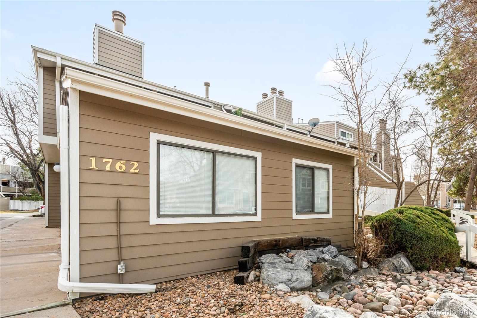 MLS Image #27 for 1762 s trenton street,denver, Colorado