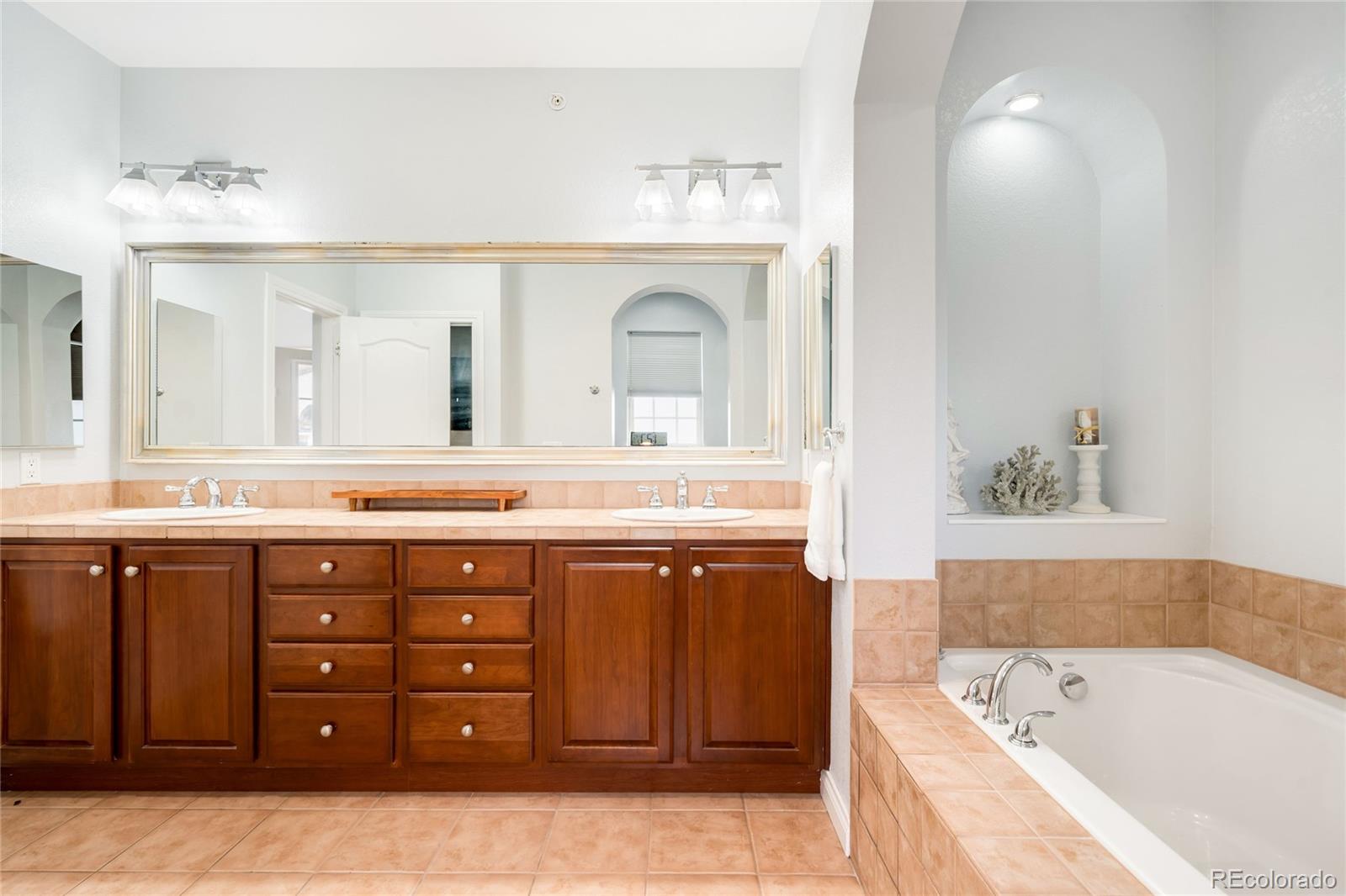 MLS Image #24 for 9135 e 29th place ,denver, Colorado