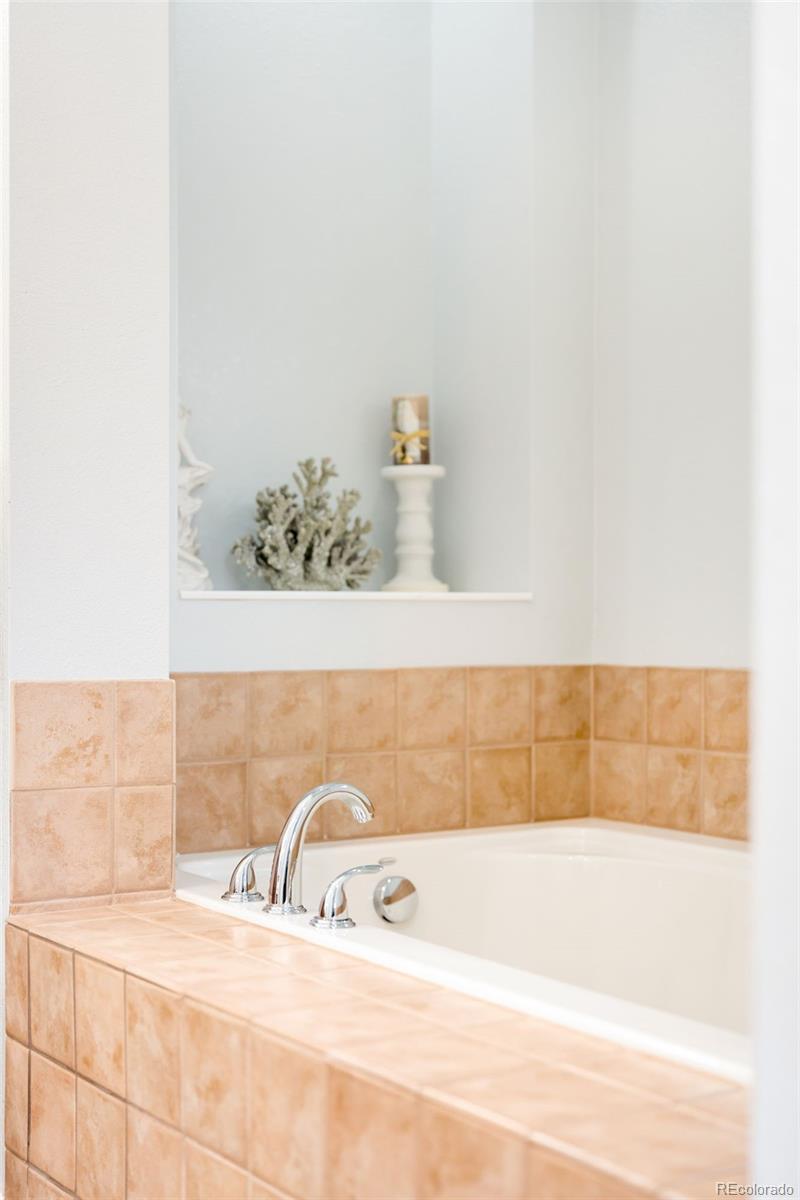 MLS Image #26 for 9135 e 29th place ,denver, Colorado