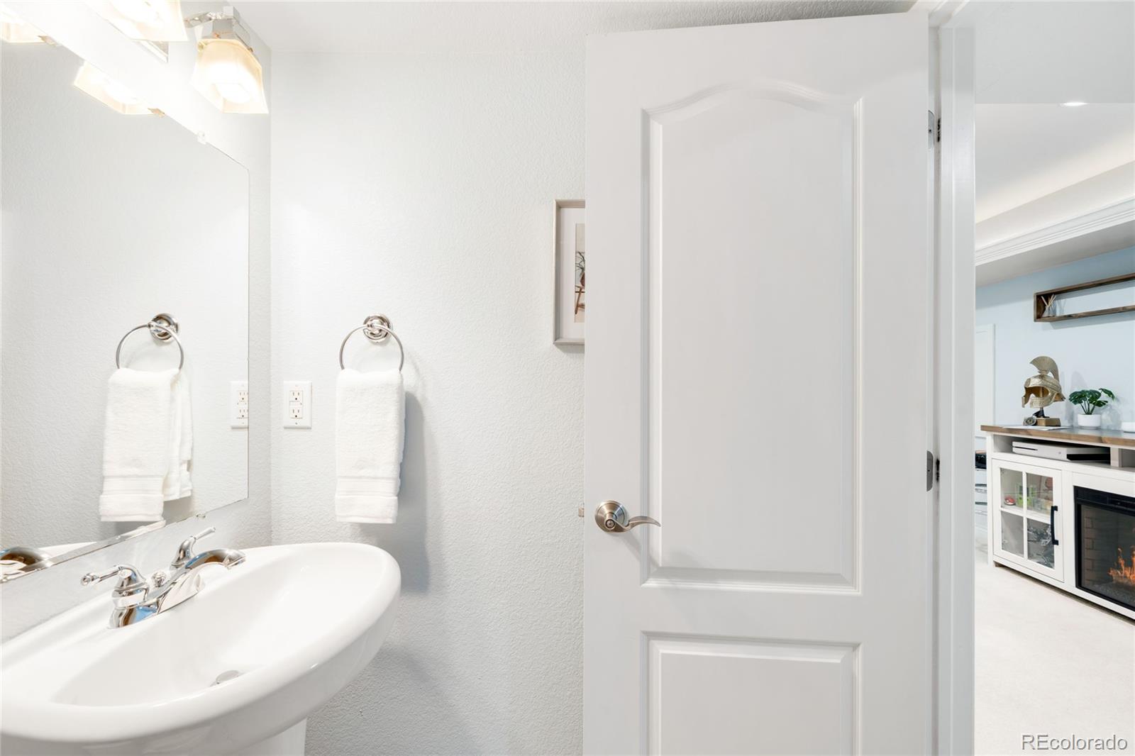 MLS Image #39 for 9135 e 29th place ,denver, Colorado