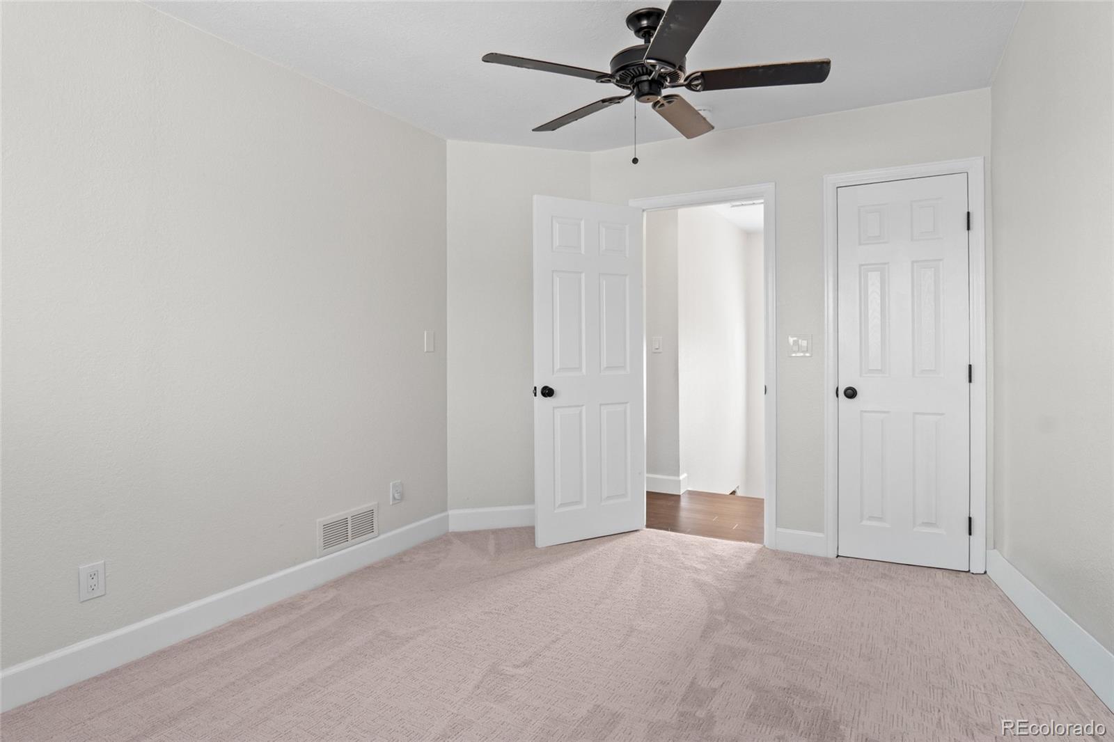 MLS Image #16 for 21544 e powers place,aurora, Colorado