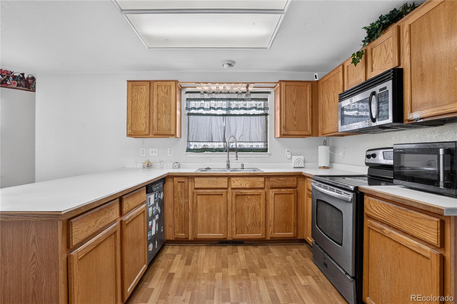 MLS Image #5 for 12130  grape way,thornton, Colorado