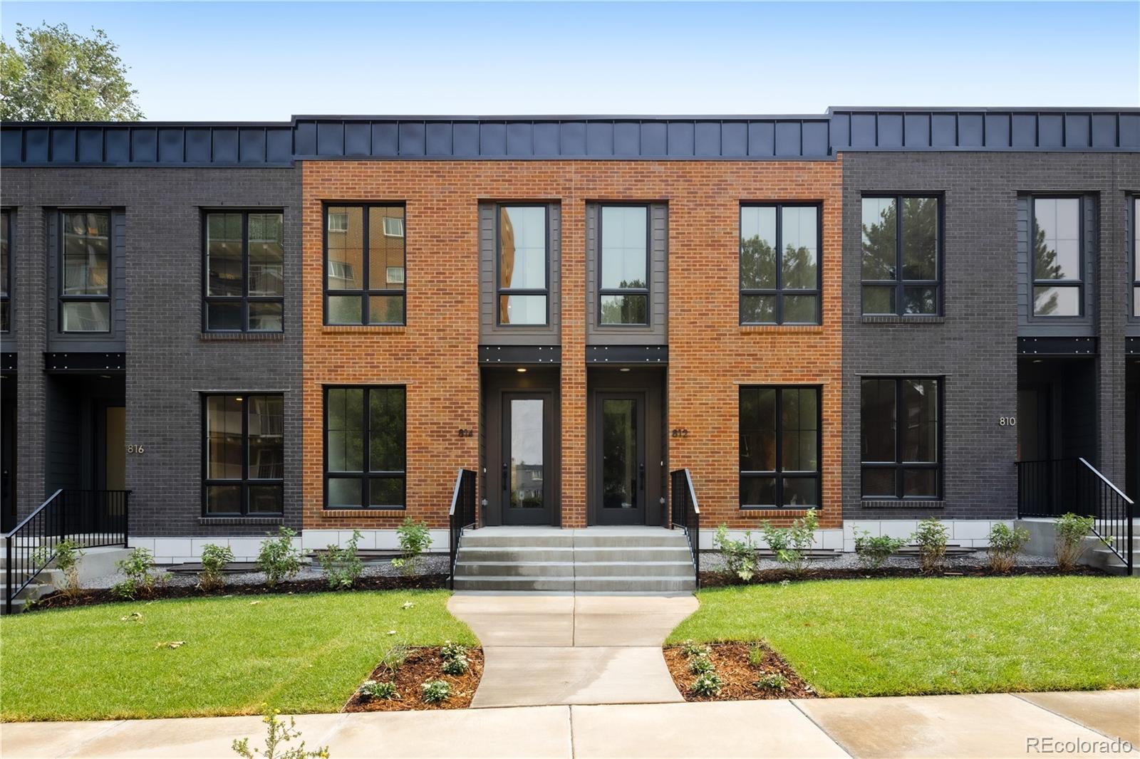 MLS Image #1 for 822  dahlia street,denver, Colorado