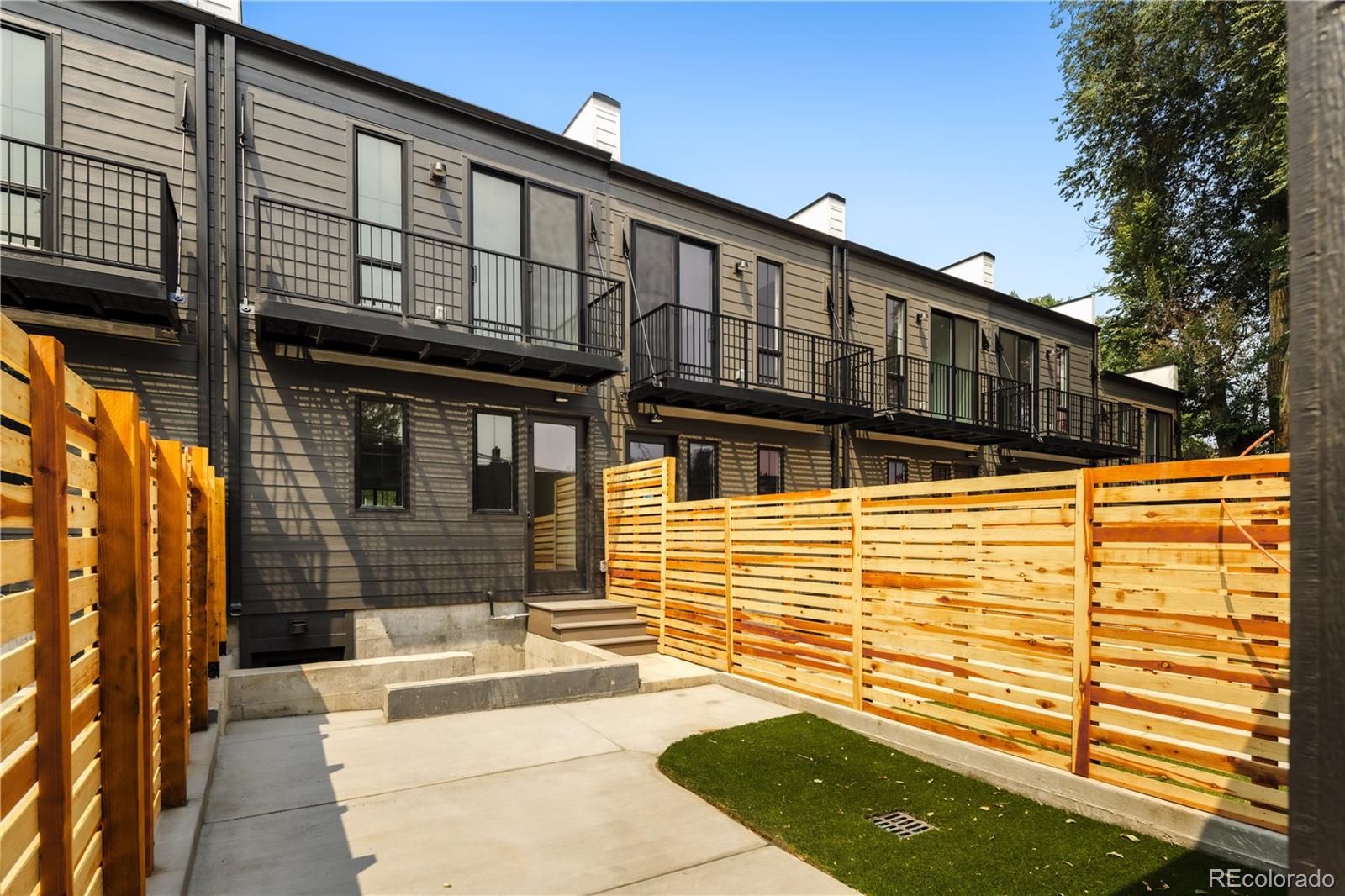 MLS Image #45 for 822  dahlia street,denver, Colorado
