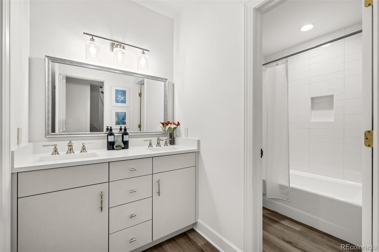 MLS Image #42 for 424  clayton street,denver, Colorado