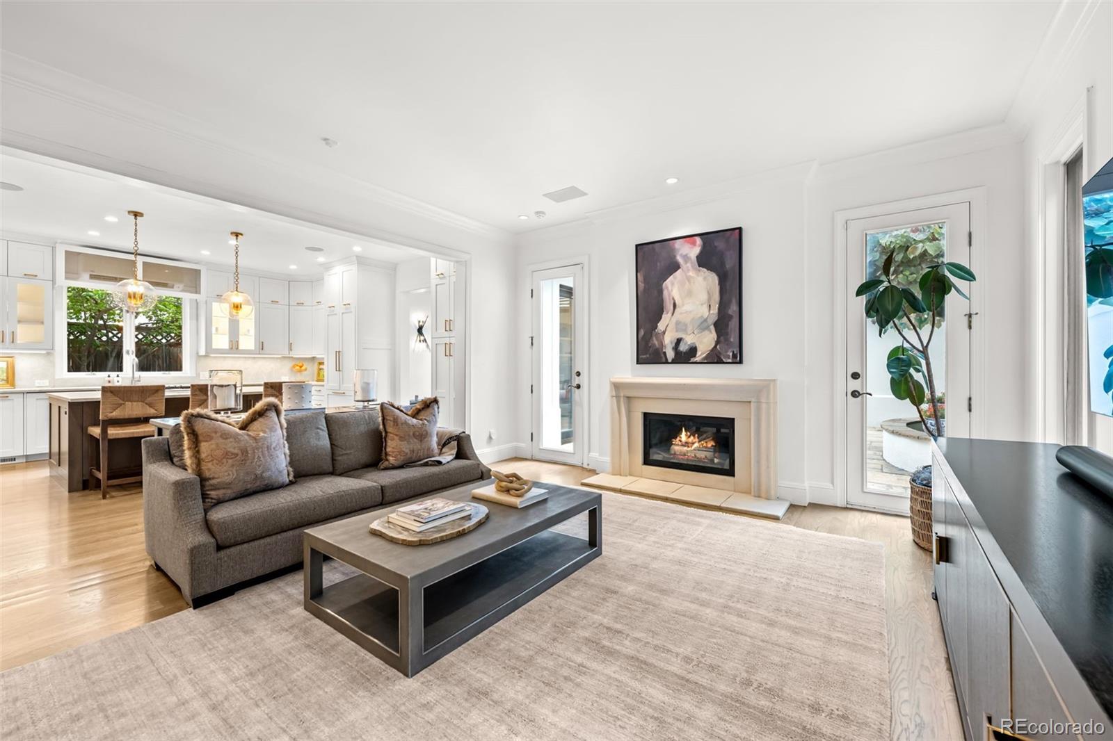 MLS Image #6 for 424  clayton street,denver, Colorado