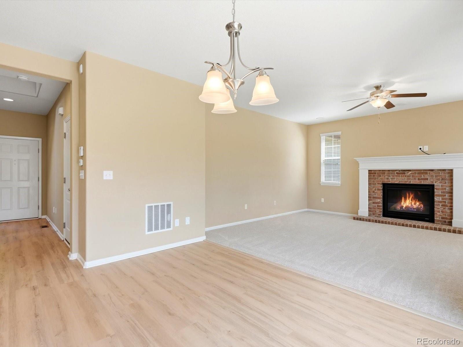 MLS Image #13 for 7181 s oak hill circle,aurora, Colorado