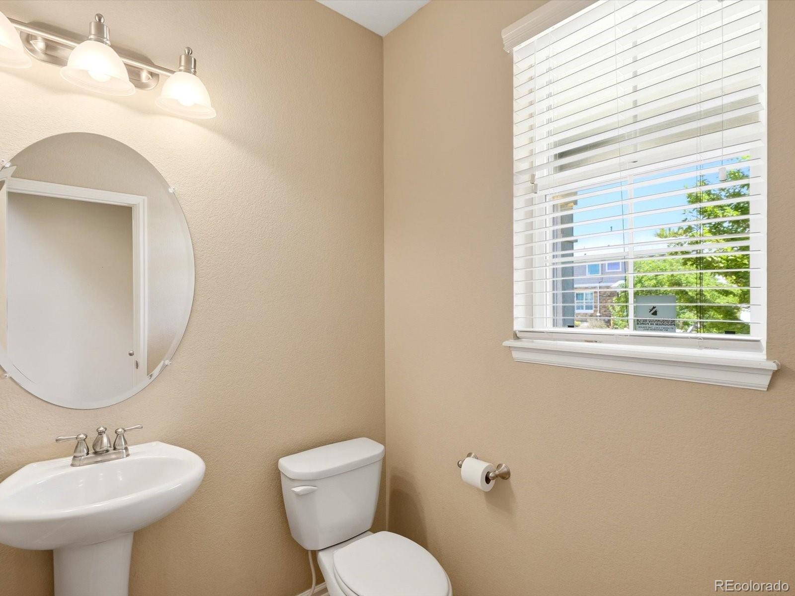 MLS Image #20 for 7181 s oak hill circle,aurora, Colorado