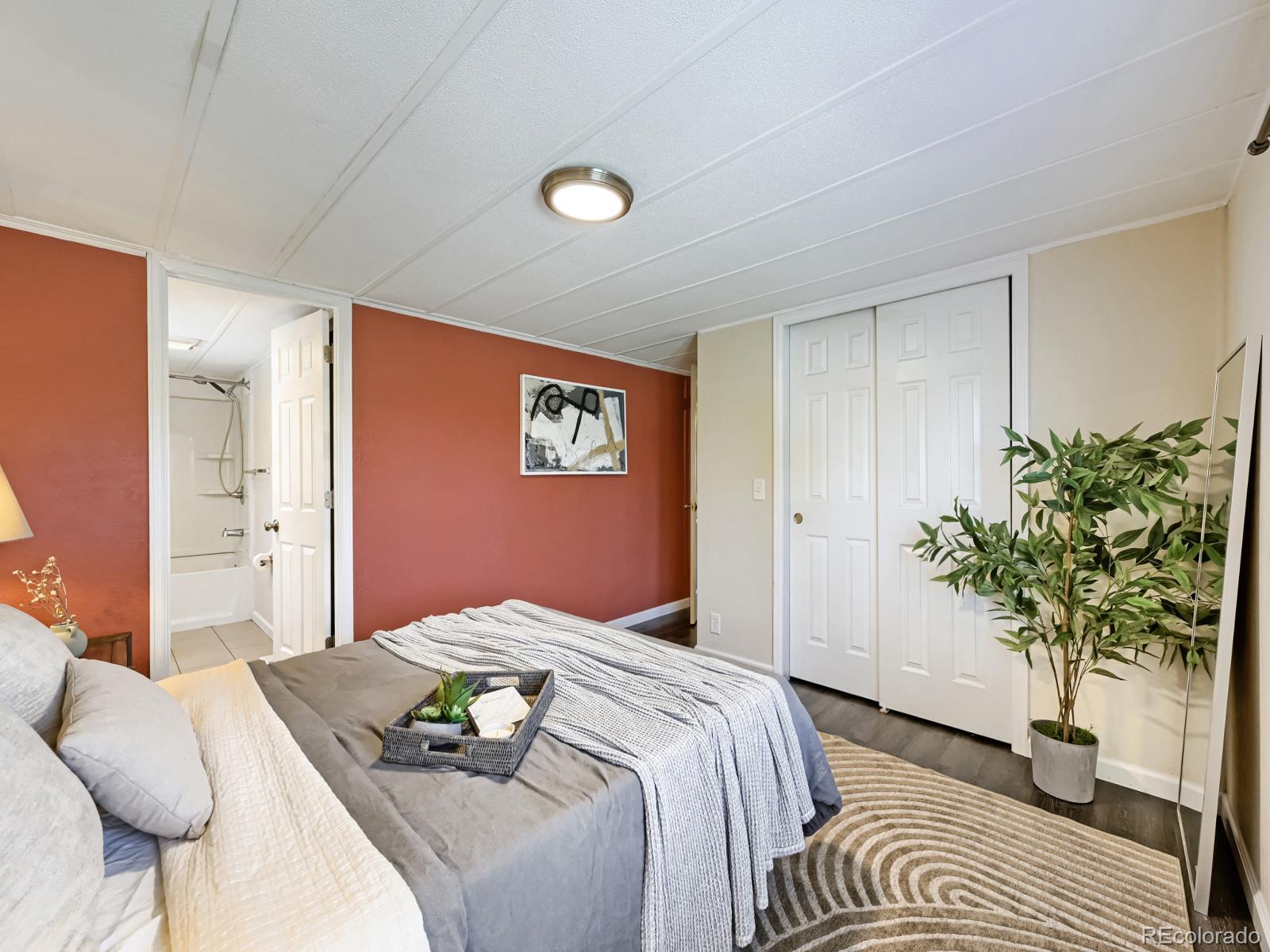 MLS Image #14 for 3090 w 55th place,denver, Colorado