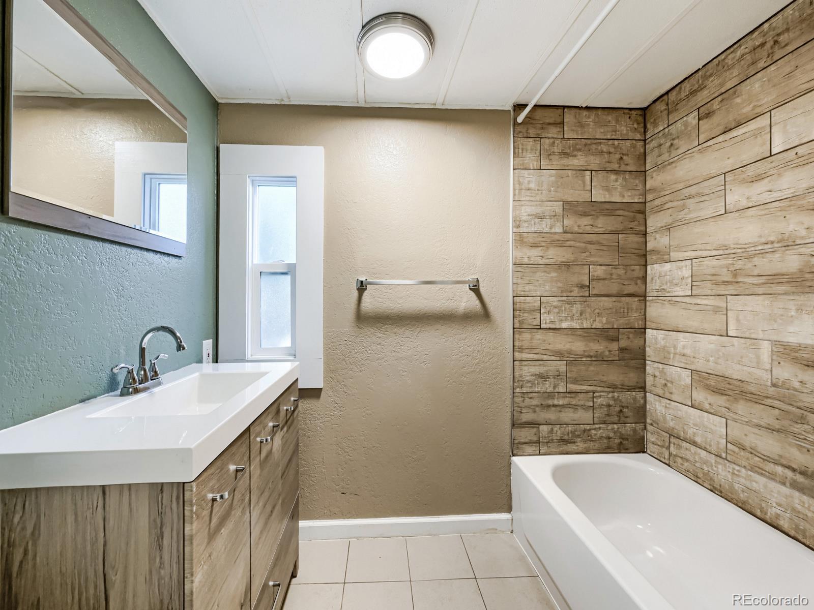 MLS Image #17 for 3090 w 55th place,denver, Colorado