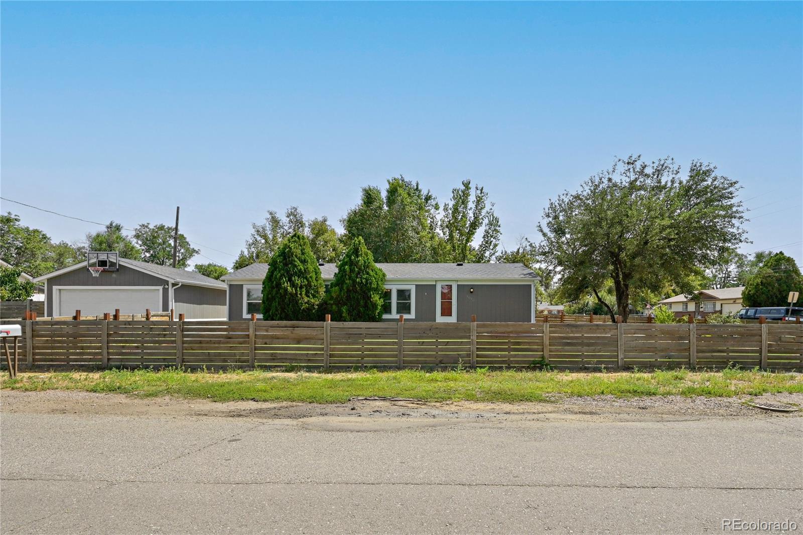 MLS Image #27 for 3090 w 55th place,denver, Colorado