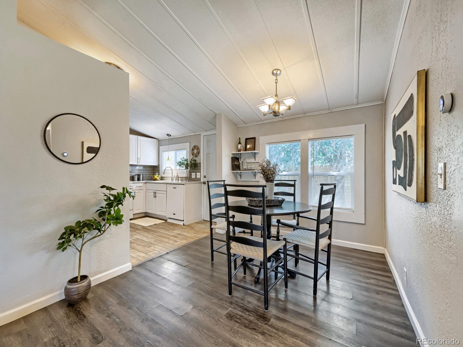 MLS Image #5 for 3090 w 55th place,denver, Colorado