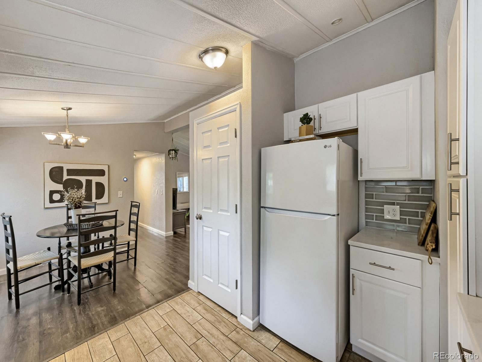 MLS Image #8 for 3090 w 55th place,denver, Colorado