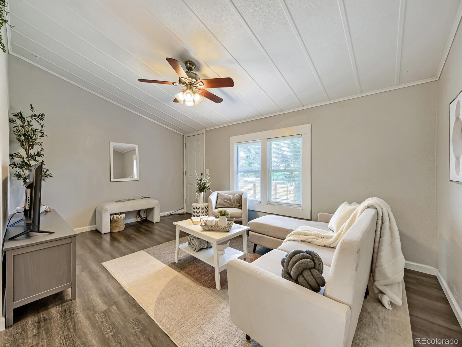 MLS Image #9 for 3090 w 55th place,denver, Colorado
