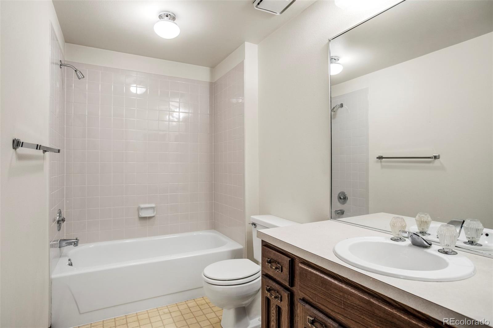 MLS Image #21 for 2439 w kettle circle,littleton, Colorado