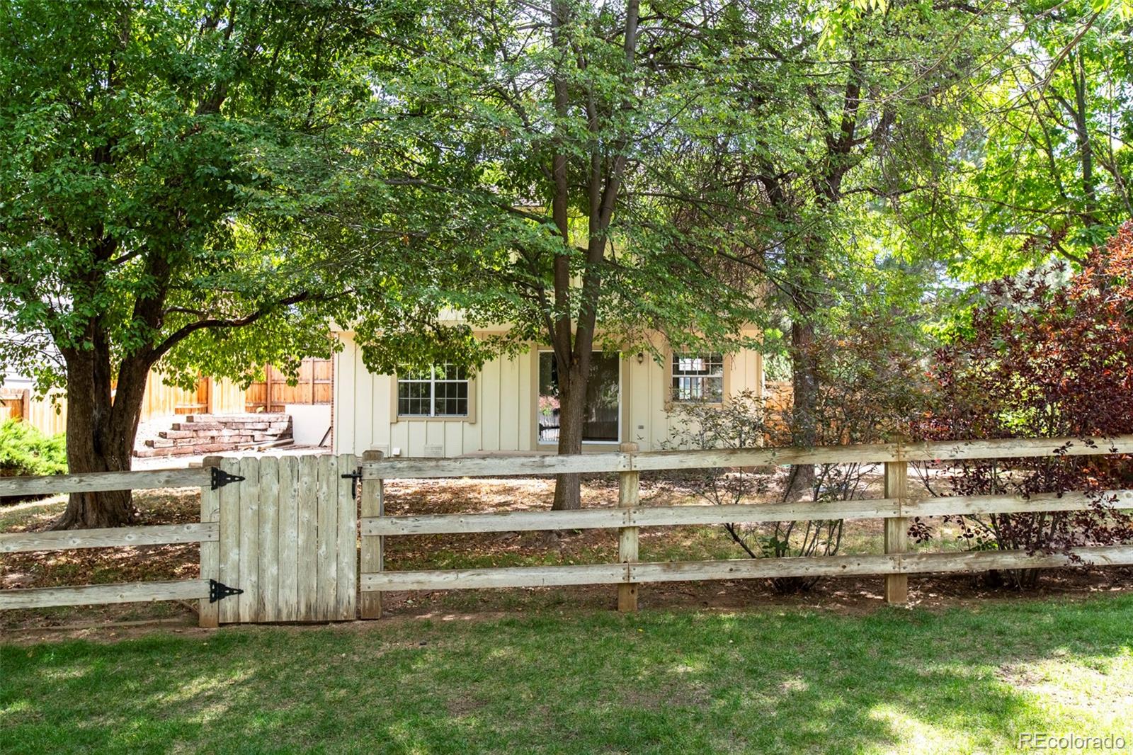 MLS Image #28 for 2439 w kettle circle,littleton, Colorado