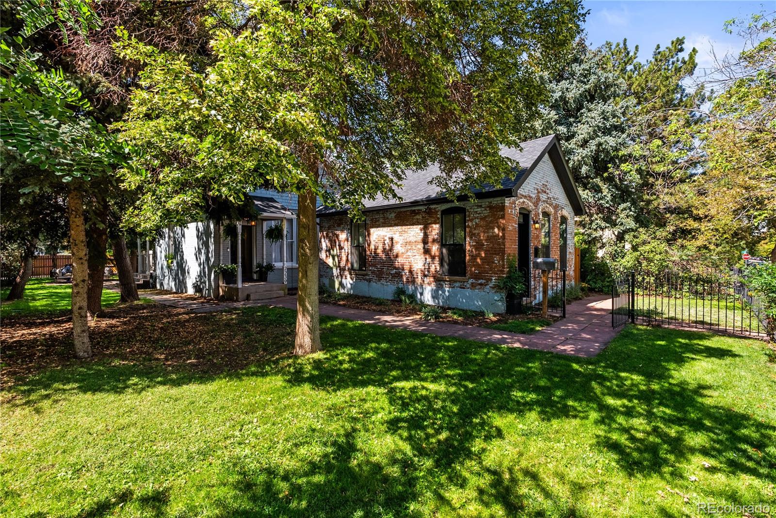 MLS Image #17 for 2239 n clarkson street,denver, Colorado