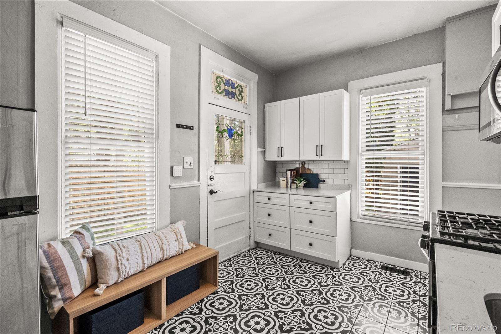 MLS Image #35 for 2239 n clarkson street,denver, Colorado