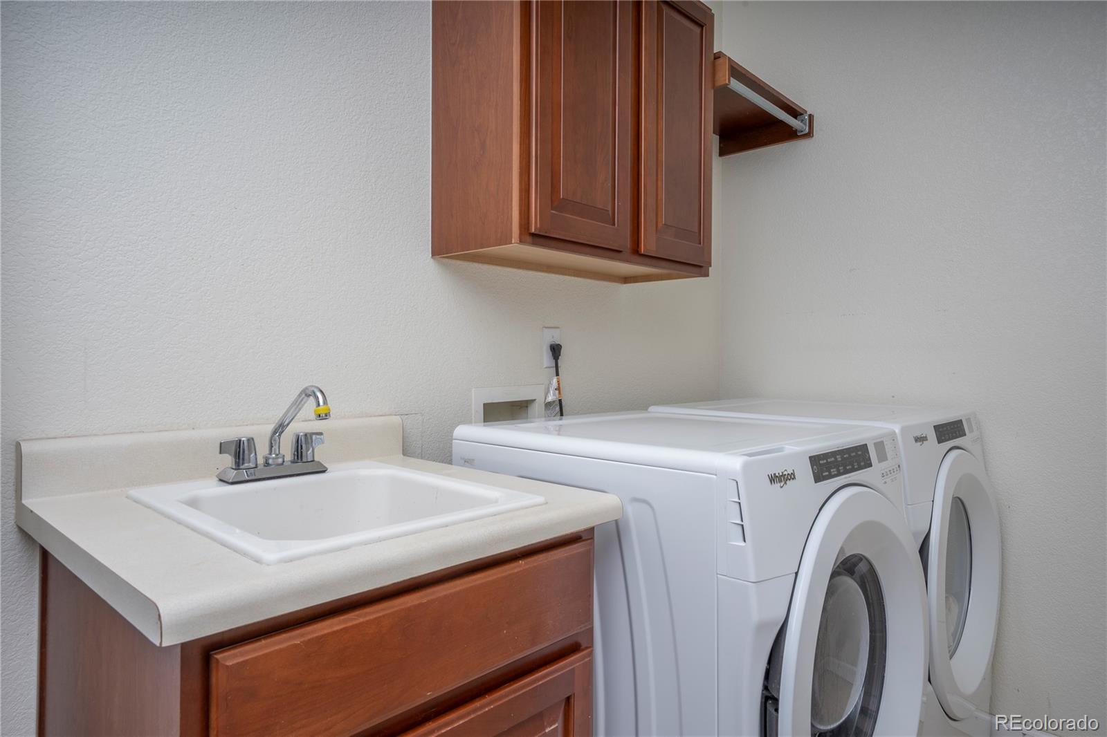 MLS Image #17 for 7116 s flat rock court,aurora, Colorado
