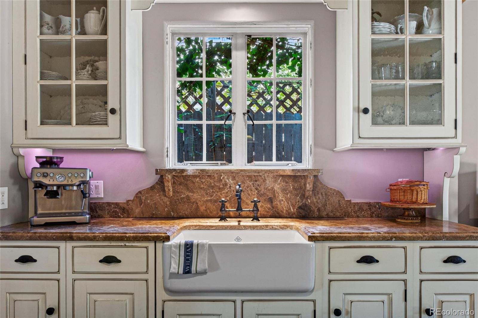 MLS Image #17 for 1600  hudson street,denver, Colorado