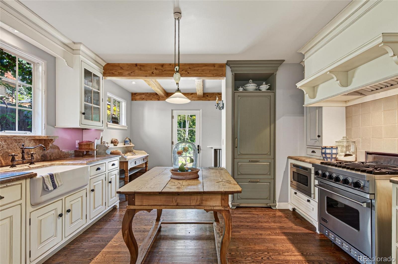 MLS Image #18 for 1600  hudson street,denver, Colorado