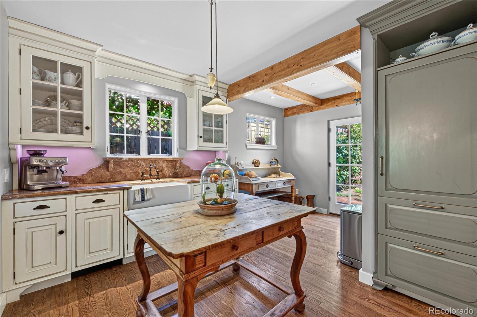 MLS Image #19 for 1600  hudson street,denver, Colorado