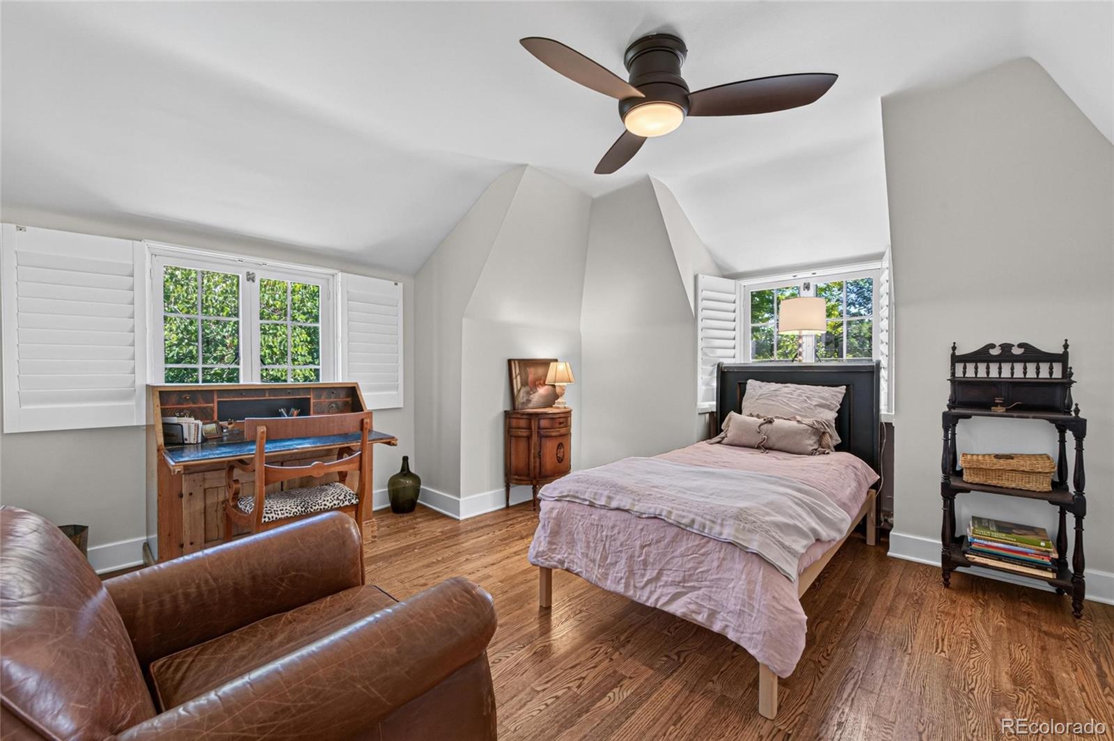 MLS Image #29 for 1600  hudson street,denver, Colorado