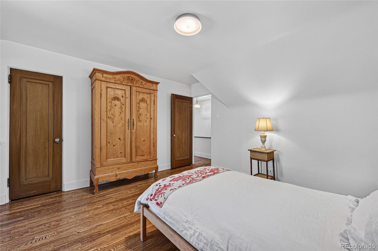 MLS Image #33 for 1600  hudson street,denver, Colorado