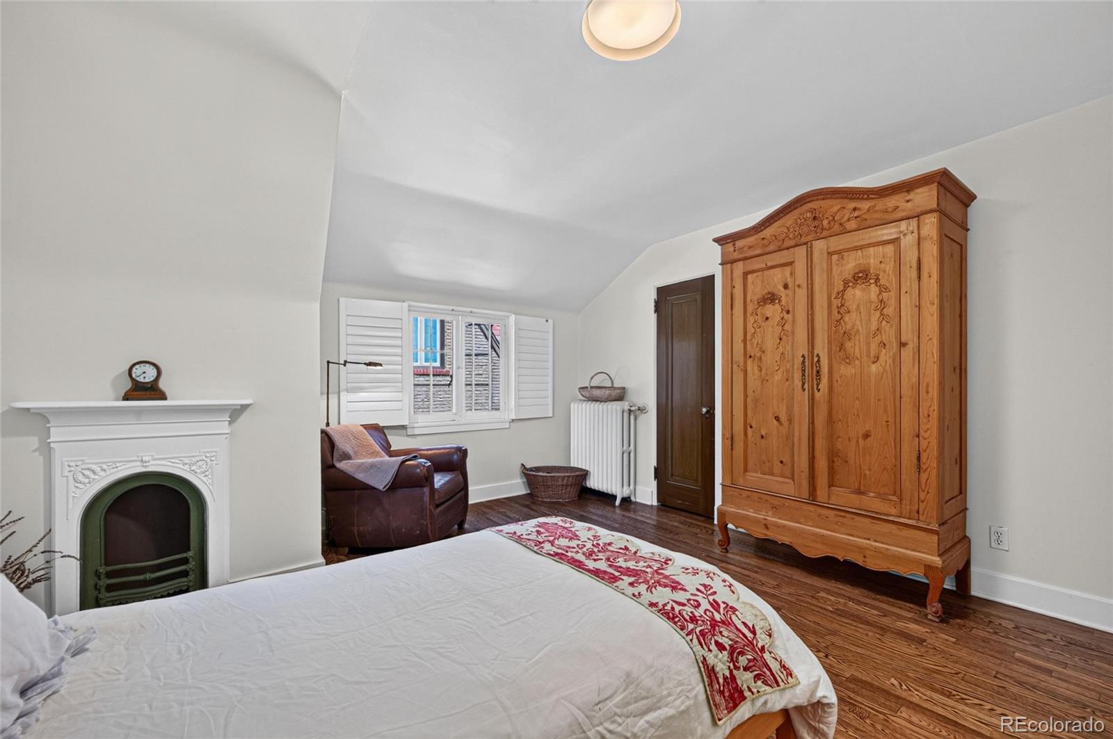 MLS Image #34 for 1600  hudson street,denver, Colorado