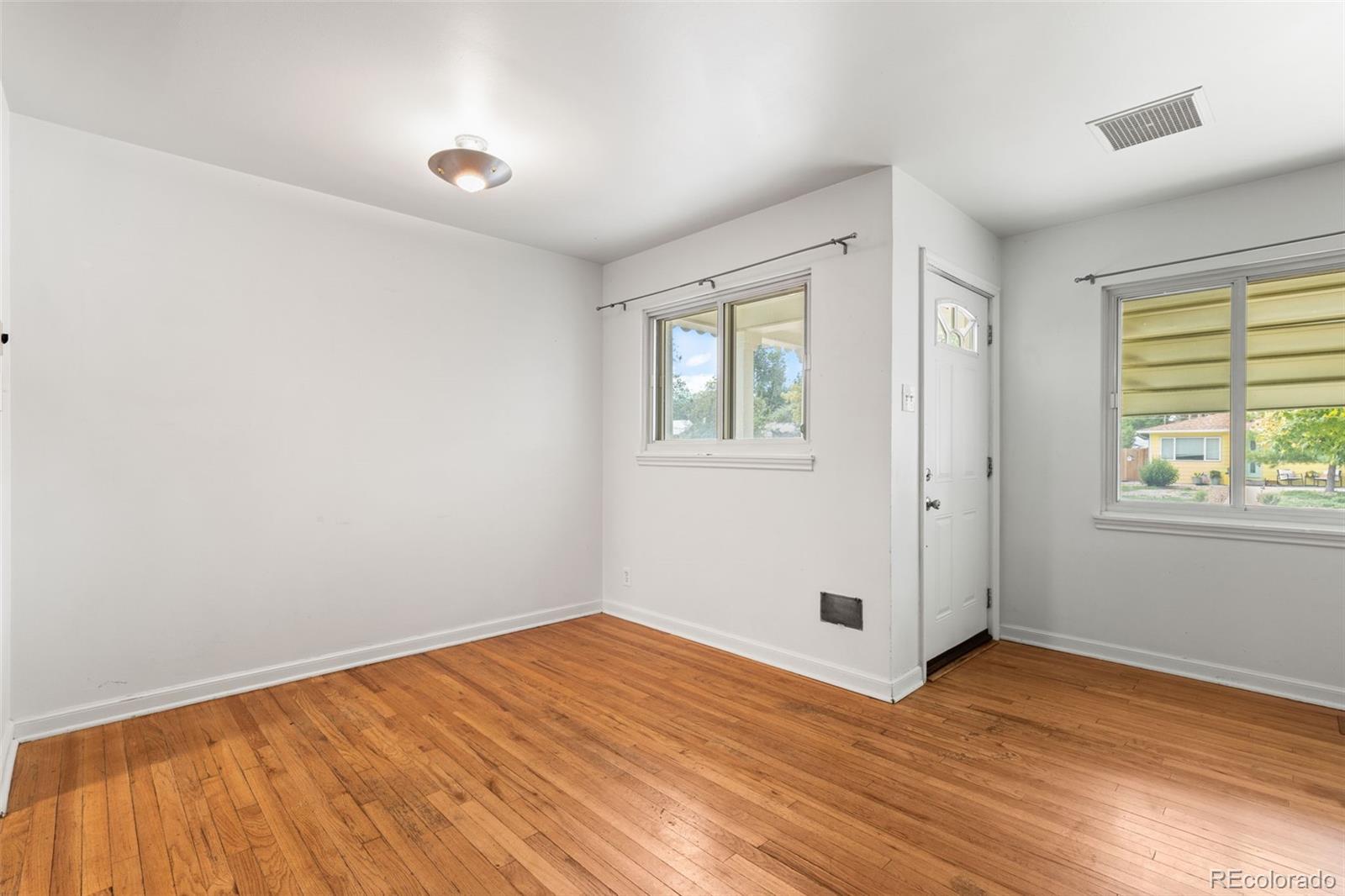 MLS Image #4 for 2256  geneva street,aurora, Colorado
