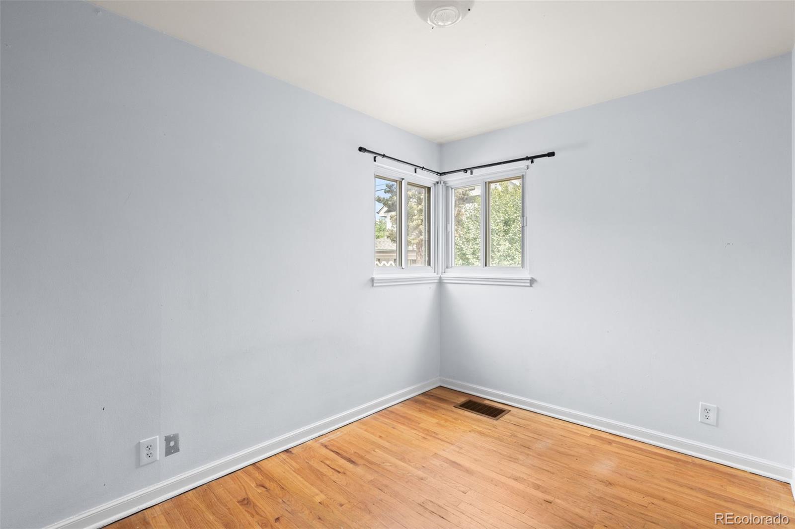 MLS Image #9 for 2256  geneva street,aurora, Colorado