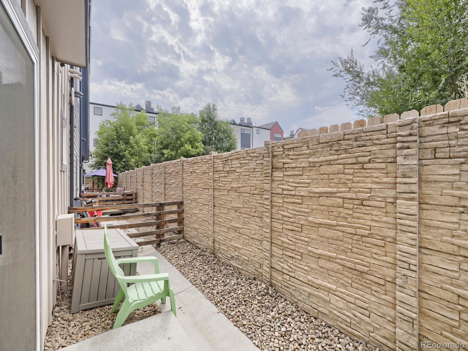 MLS Image #16 for 5666 w 10th place,denver, Colorado