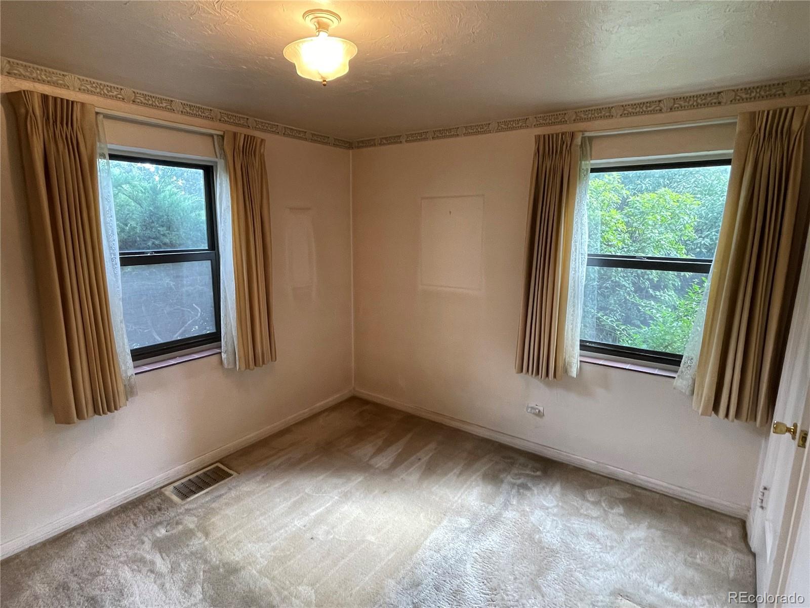 MLS Image #6 for 1055  krameria street,denver, Colorado