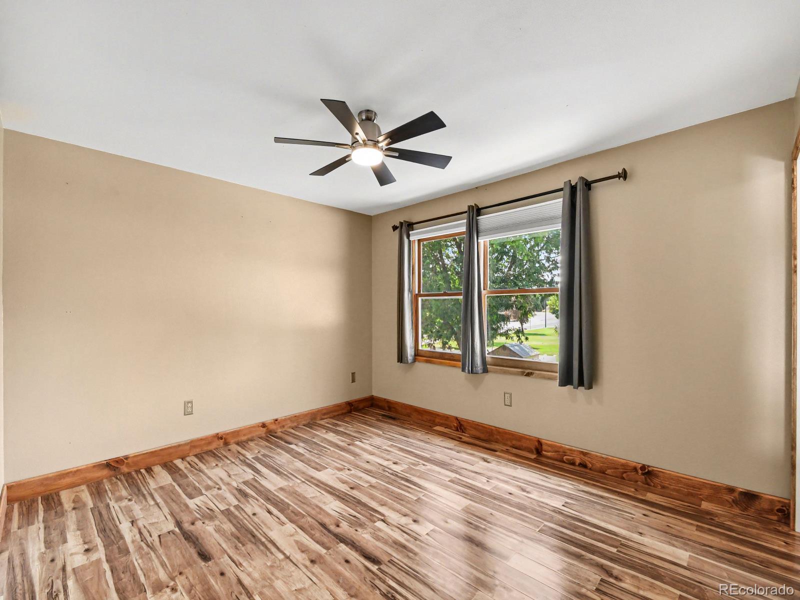 MLS Image #11 for 928  torrey pine place,loveland, Colorado