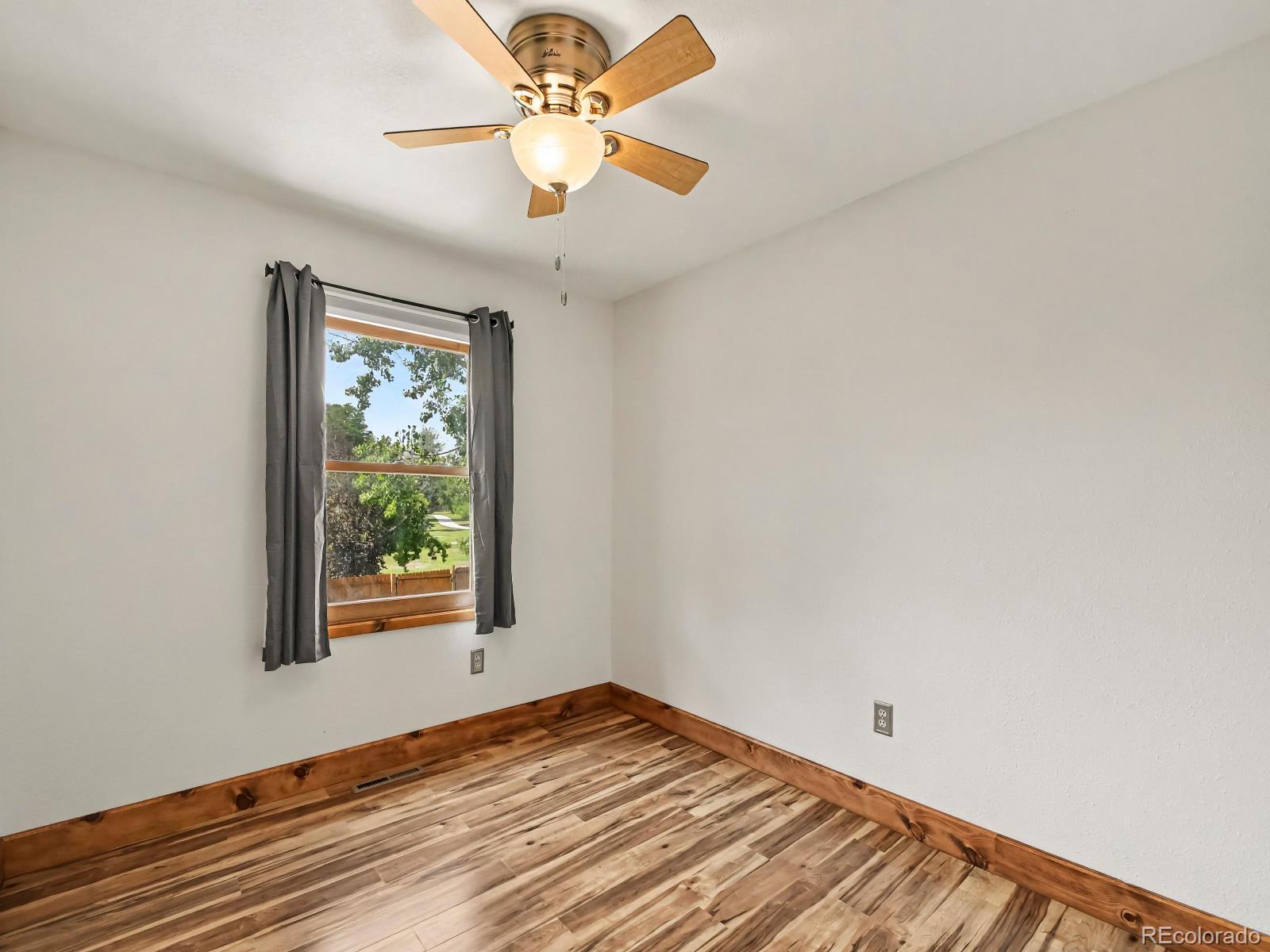 MLS Image #16 for 928  torrey pine place,loveland, Colorado