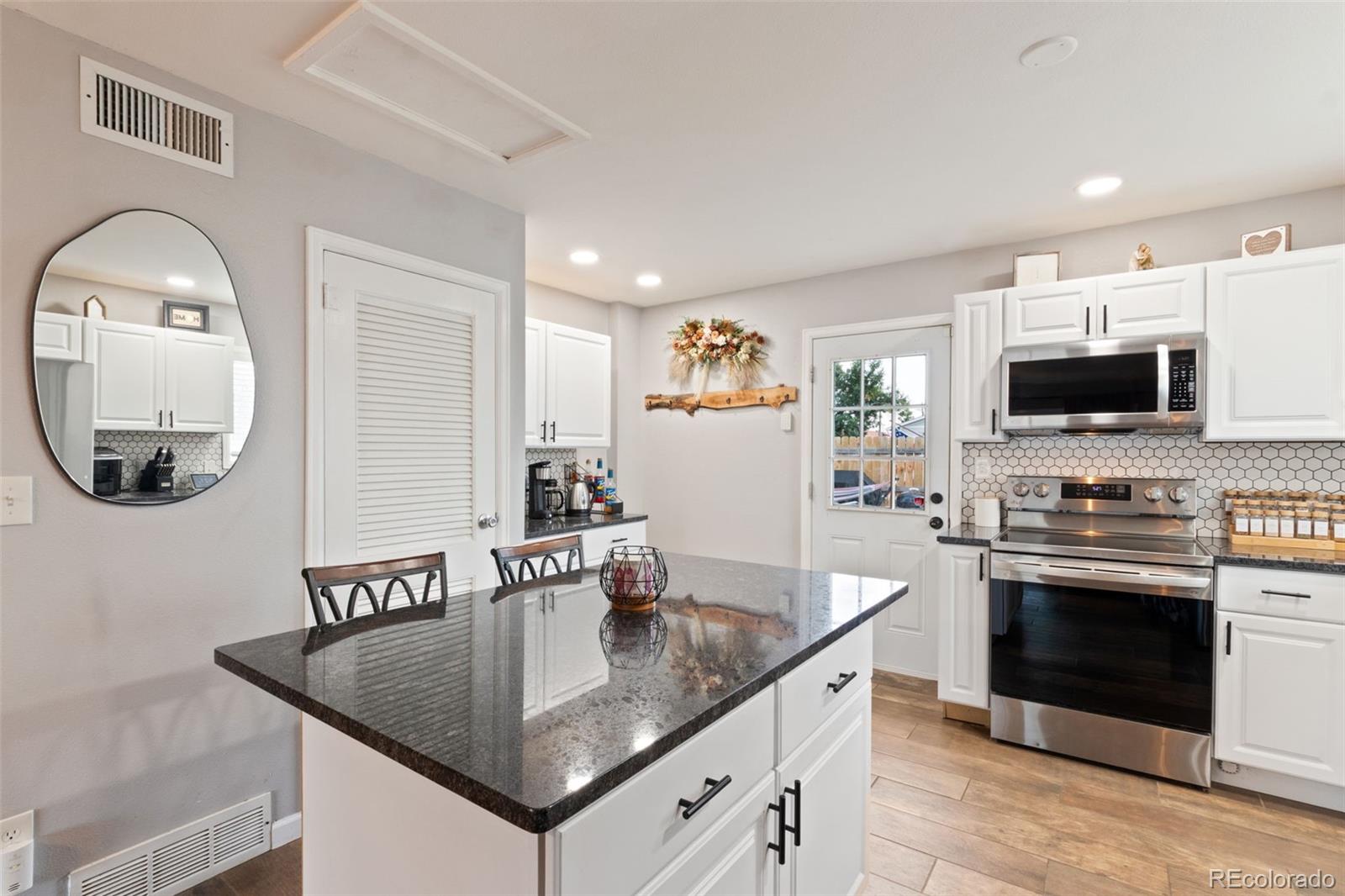 MLS Image #4 for 1315  pando avenue,colorado springs, Colorado