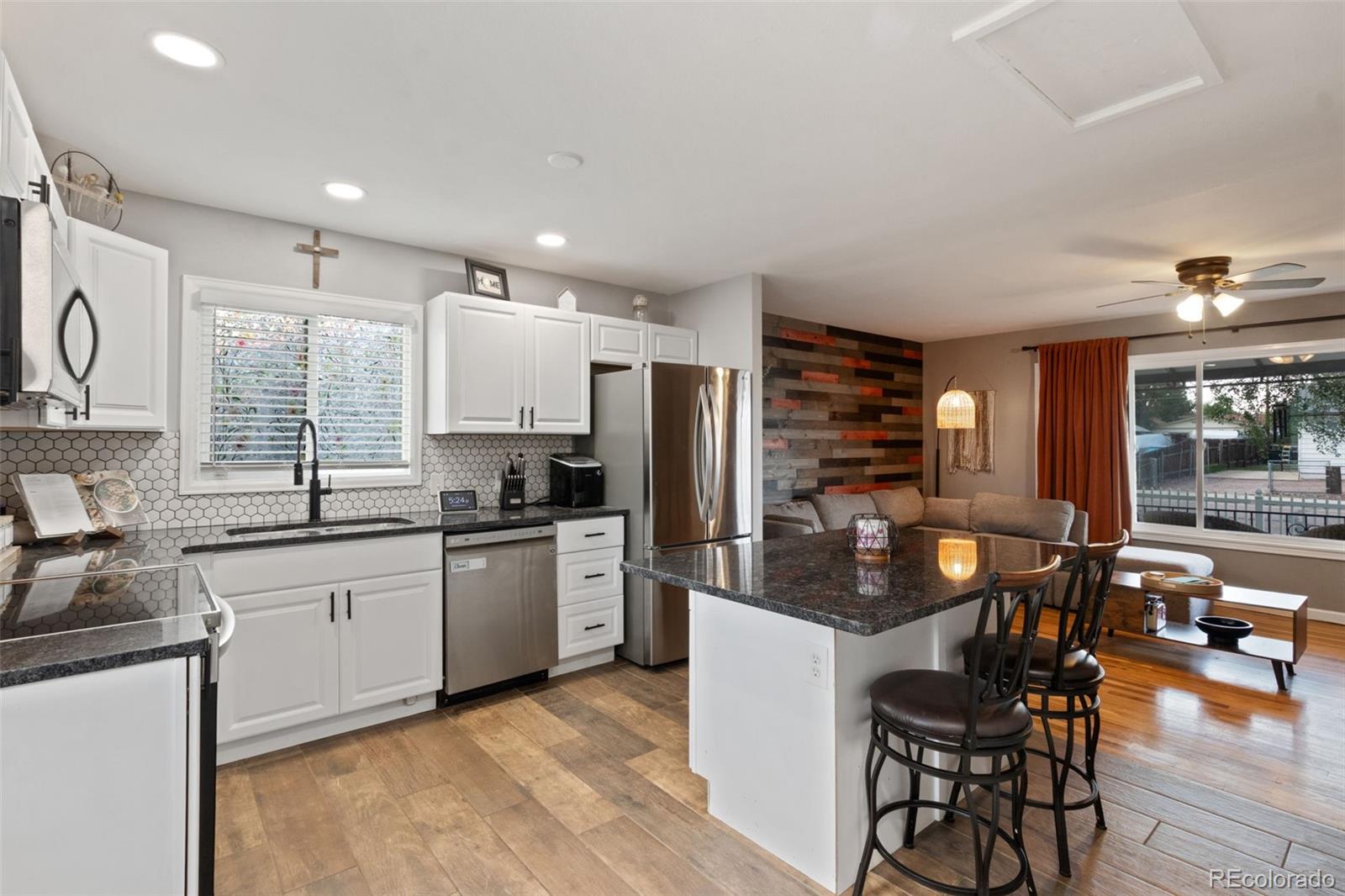 MLS Image #5 for 1315  pando avenue,colorado springs, Colorado