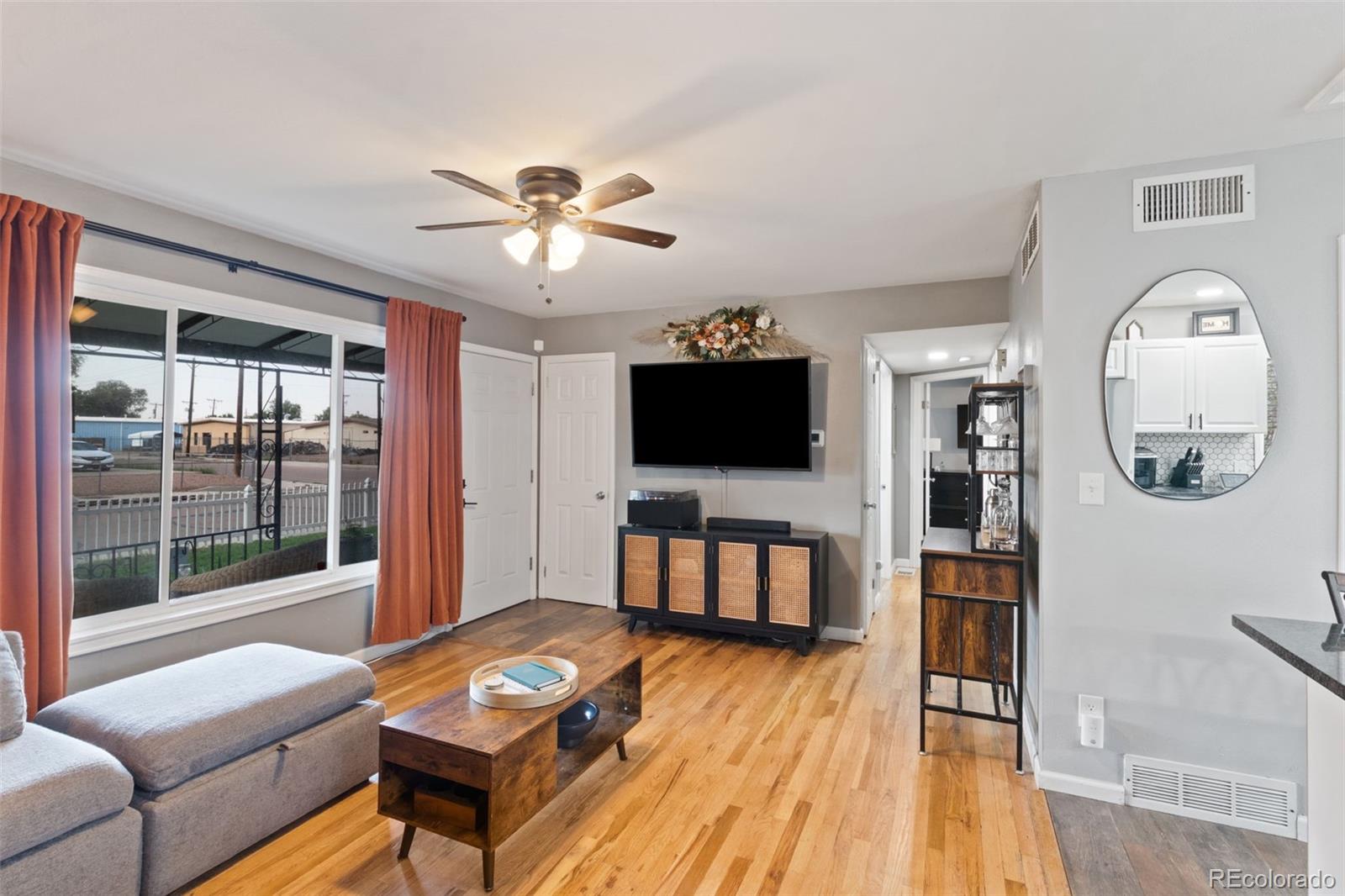 MLS Image #7 for 1315  pando avenue,colorado springs, Colorado