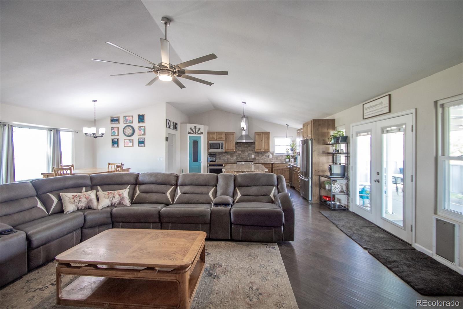 MLS Image #7 for 13498  county road 6 ,fort lupton, Colorado