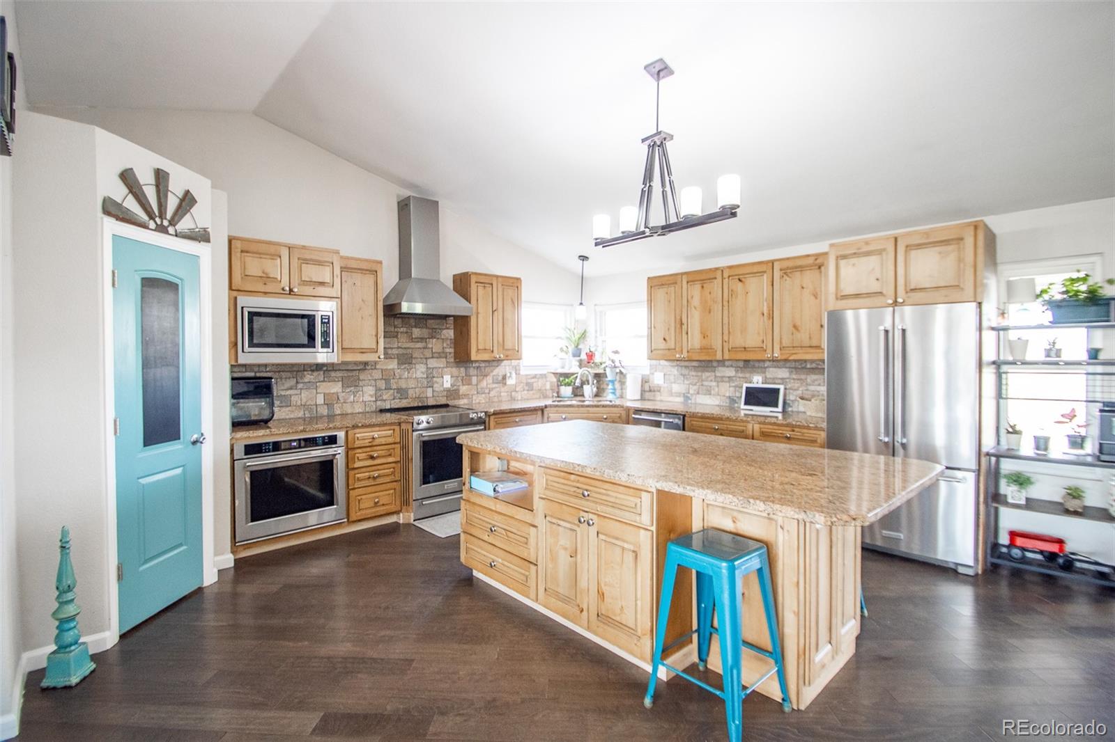 MLS Image #9 for 13498  county road 6 ,fort lupton, Colorado