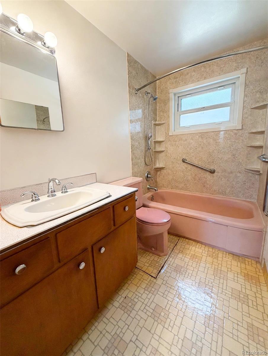 MLS Image #7 for 4464 s galapago street,englewood, Colorado