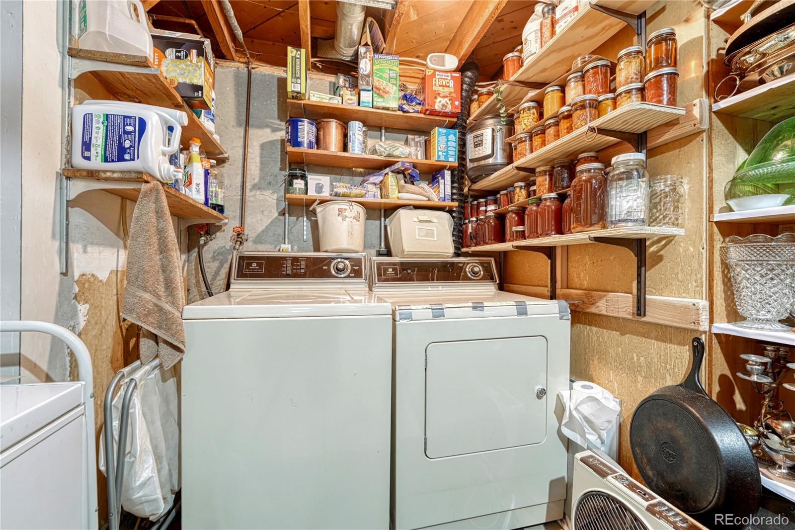 MLS Image #34 for 395 s lee street,denver, Colorado