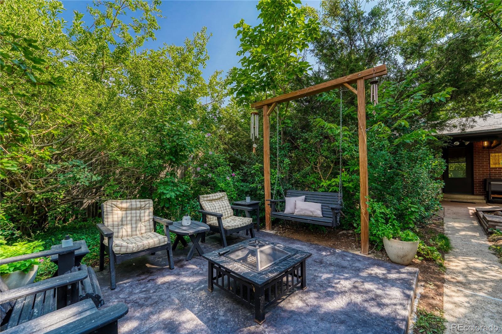 MLS Image #38 for 395 s lee street,denver, Colorado