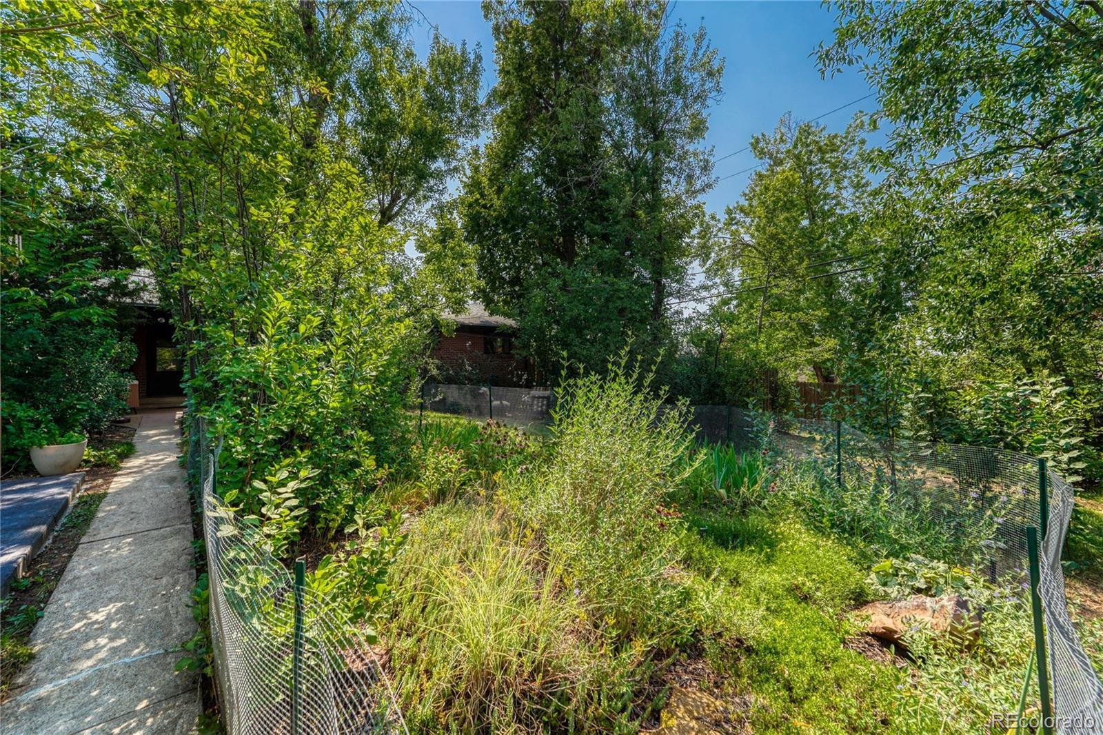 MLS Image #40 for 395 s lee street,denver, Colorado