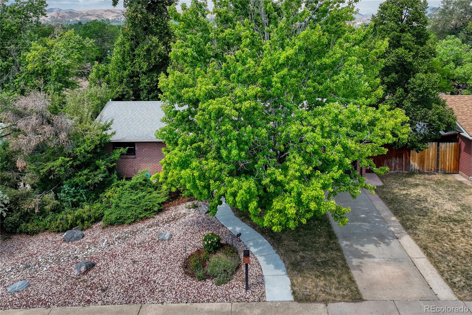 MLS Image #44 for 395 s lee street,denver, Colorado
