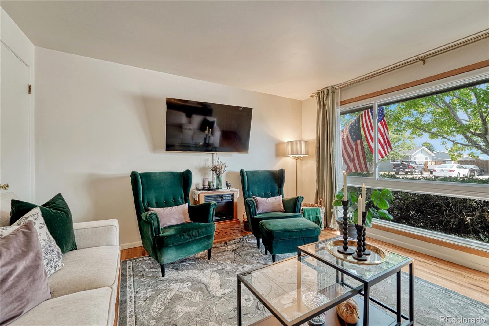 MLS Image #7 for 395 s lee street,denver, Colorado