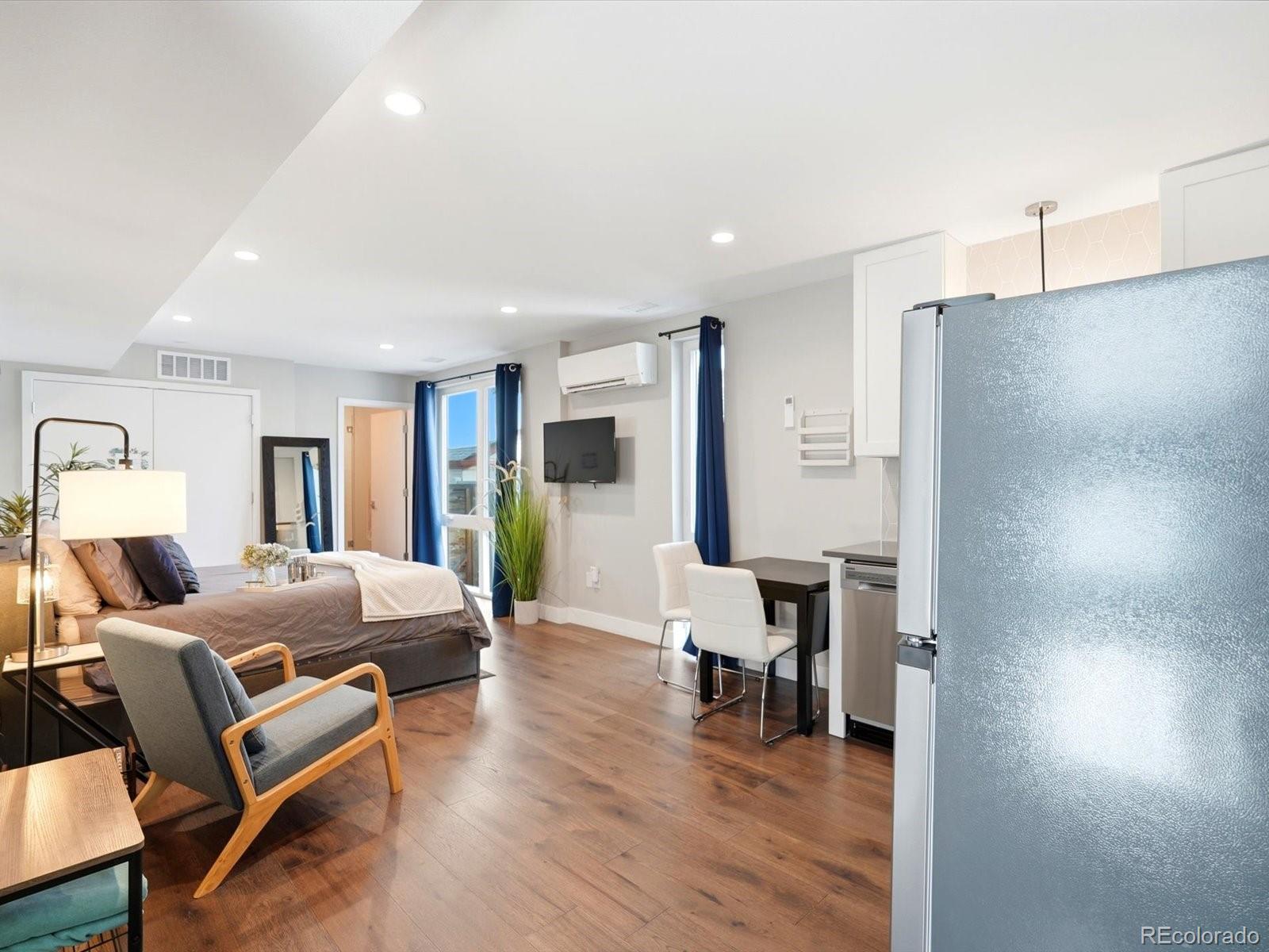 MLS Image #31 for 3820 n eliot street,denver, Colorado