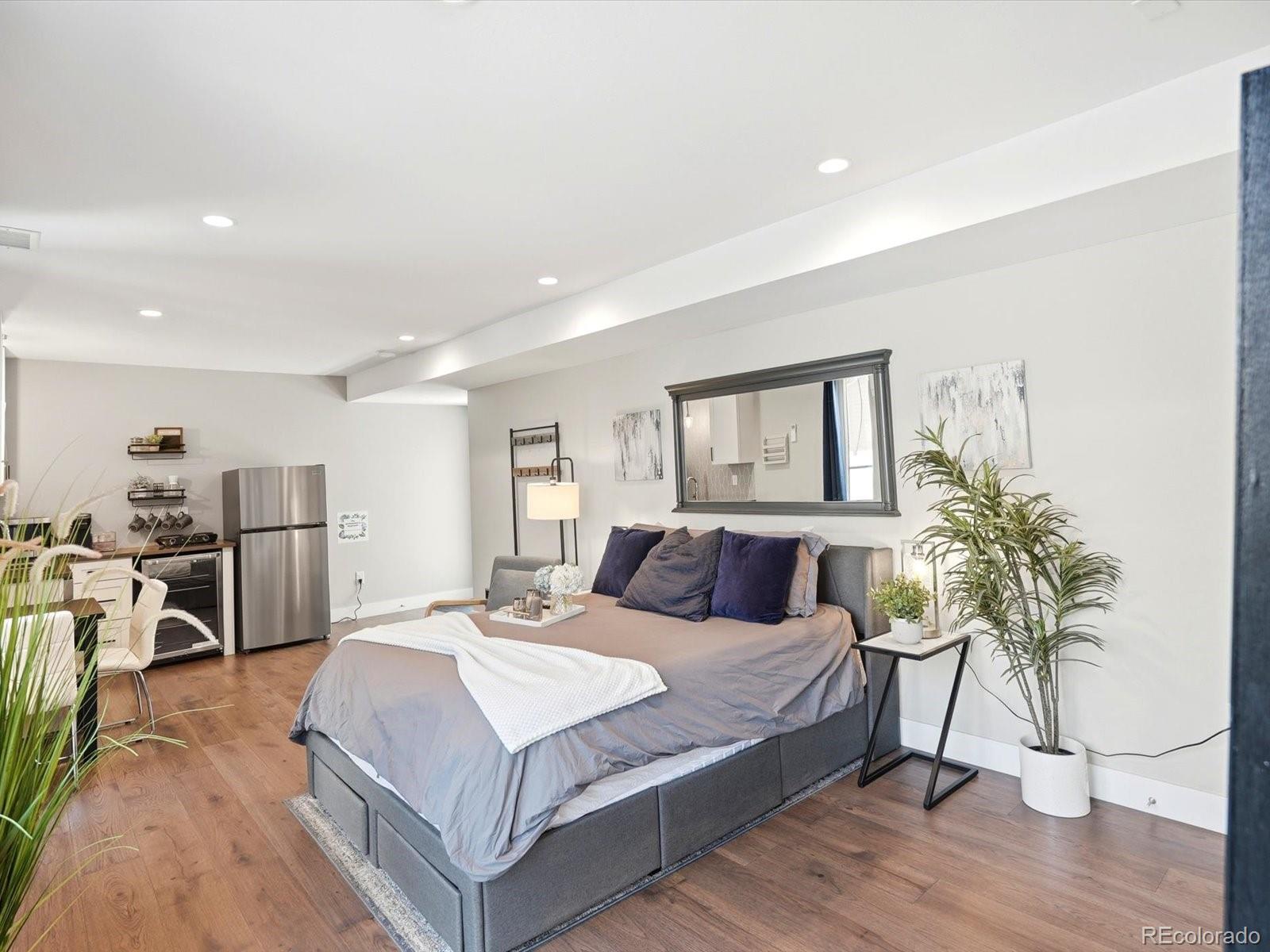 MLS Image #35 for 3820 n eliot street,denver, Colorado