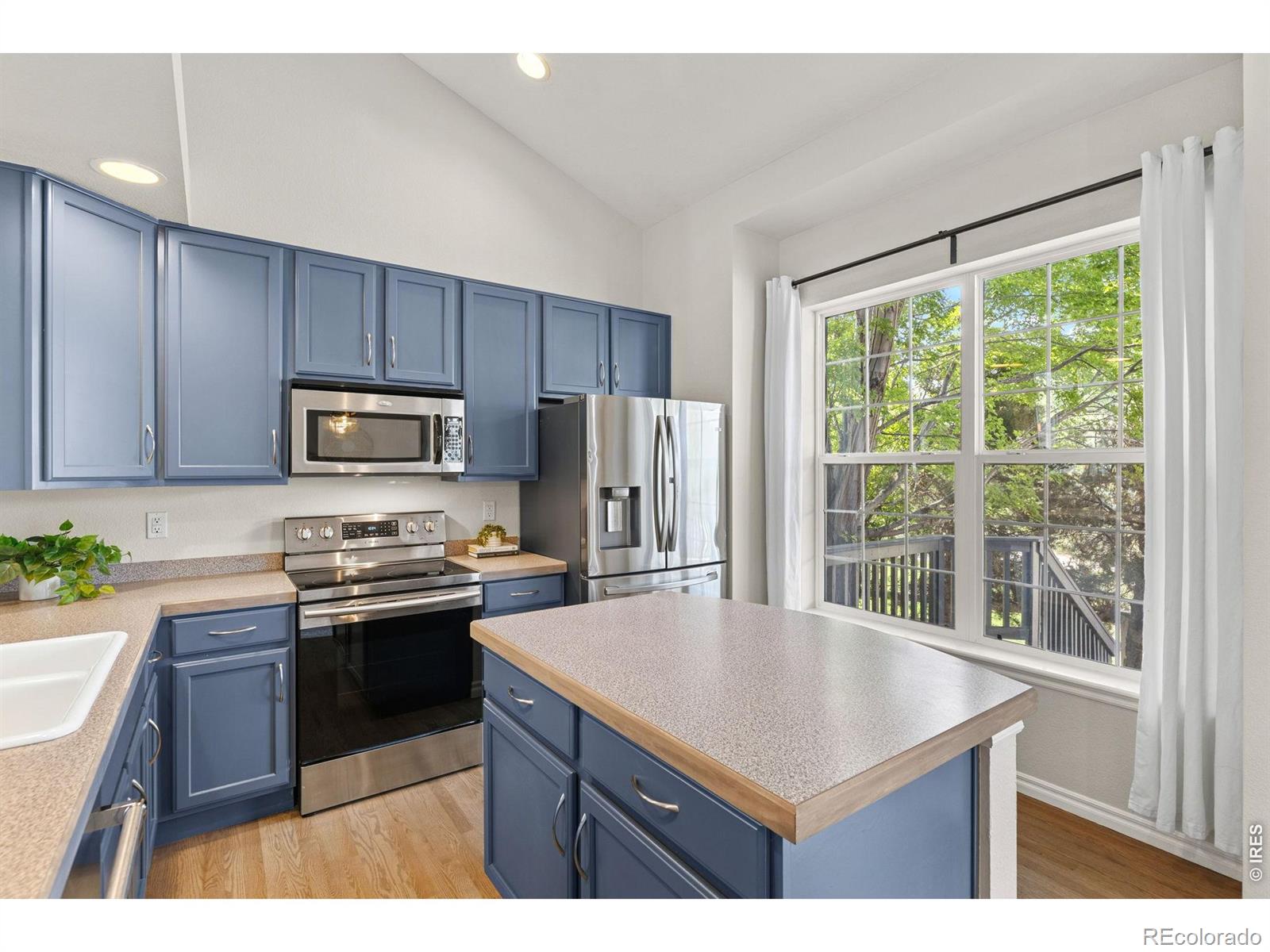 MLS Image #16 for 933  ninebark lane,longmont, Colorado